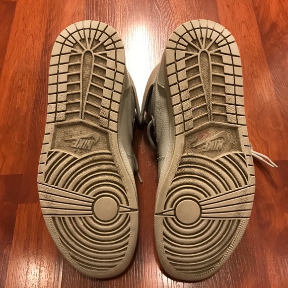 Air Jordan 1 High Yeezy Nouveau Pure Platinum - Picture 6 of 10